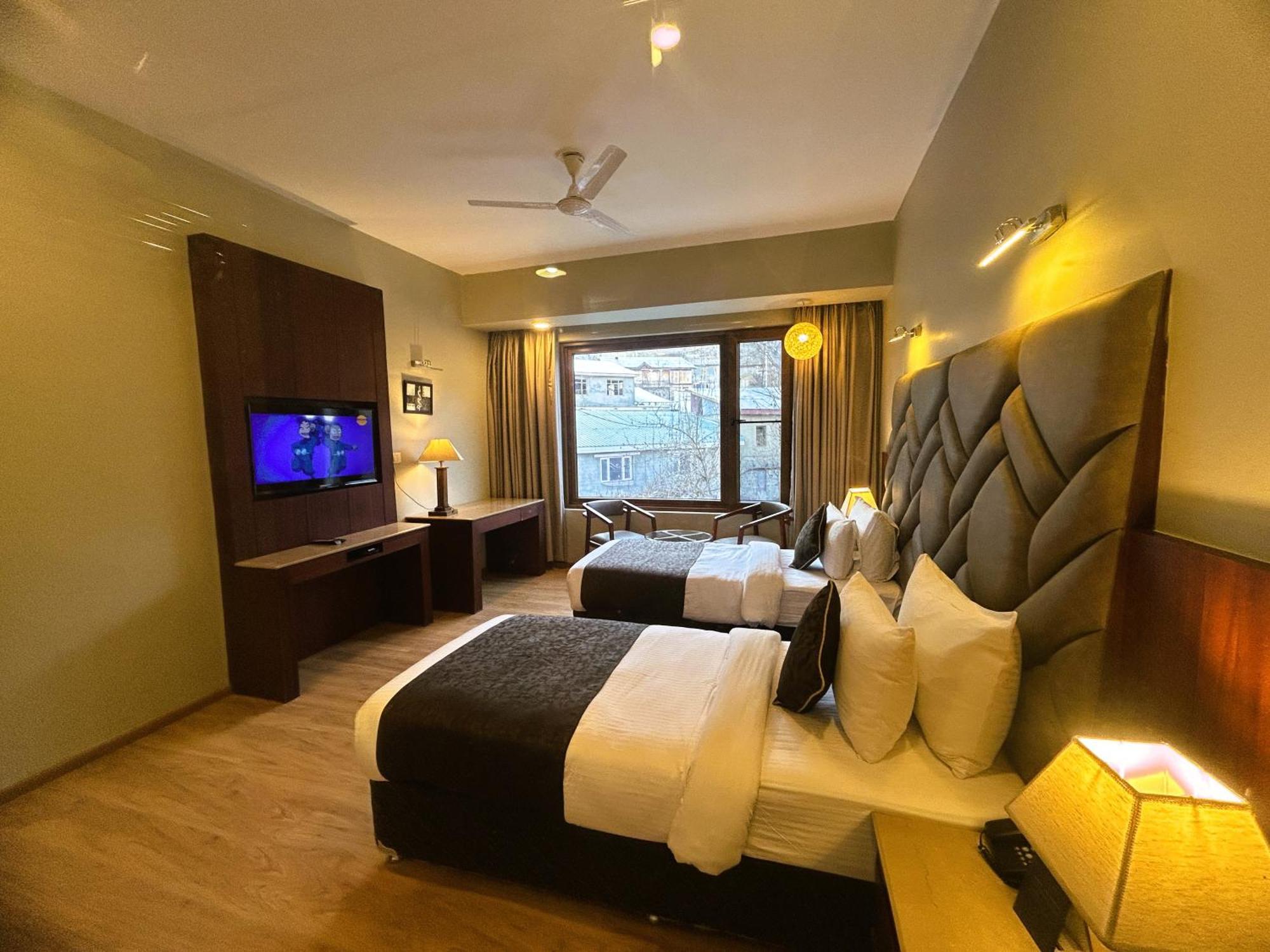 Hotel The Kargil Buitenkant foto